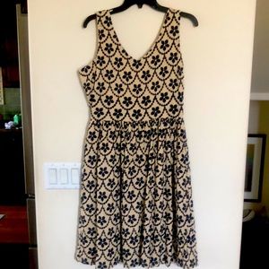 Sundance v front and back umpire knee length sleeveless